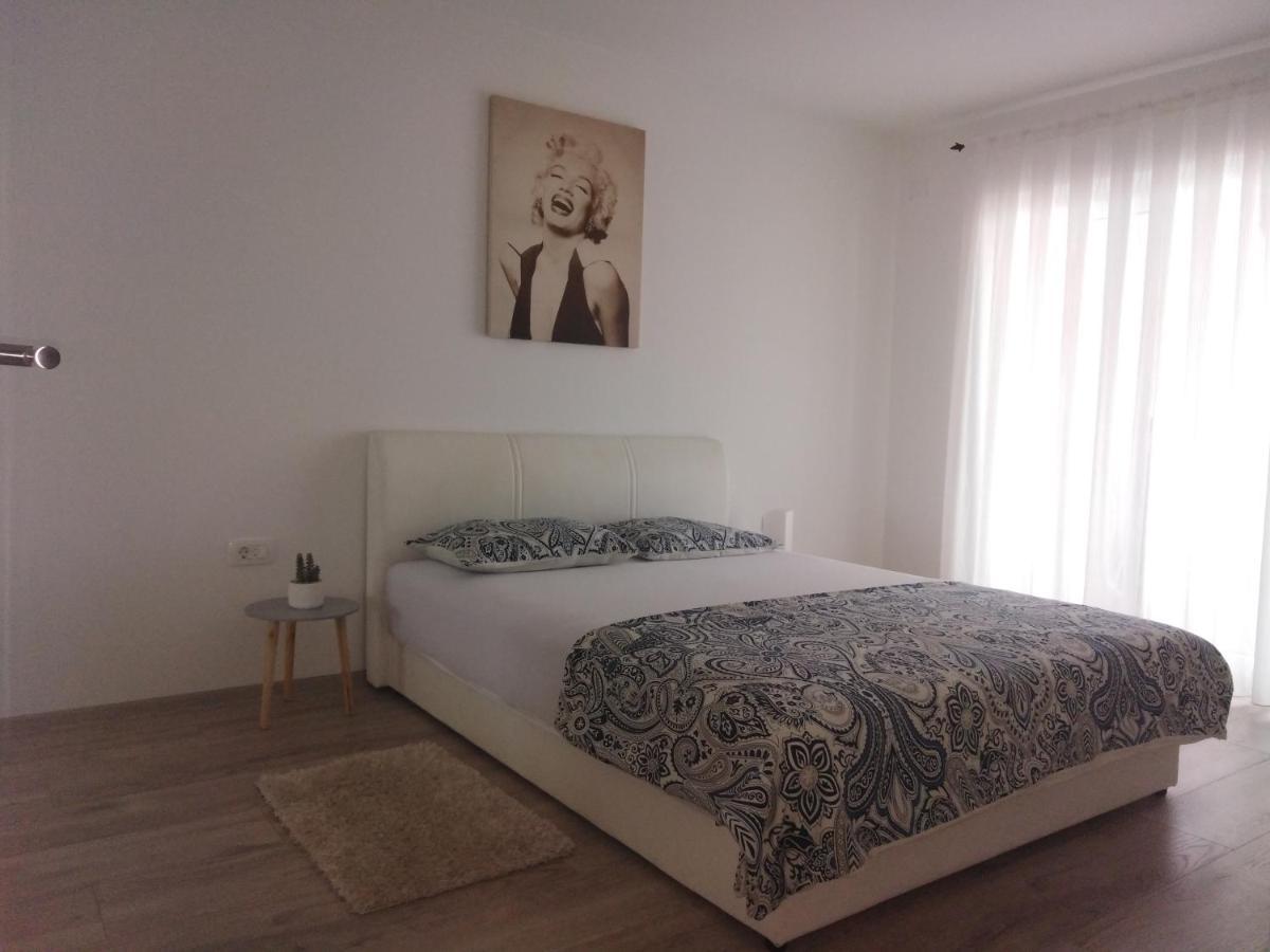 Apartmani Biba Novi Vinodolski Bagian luar foto