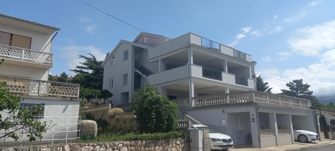 Apartmani Biba Novi Vinodolski Bagian luar foto