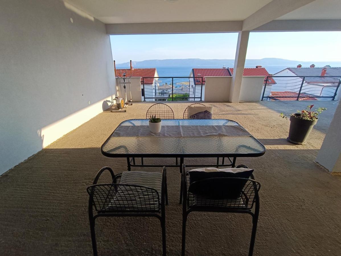 Apartmani Biba Novi Vinodolski Bagian luar foto
