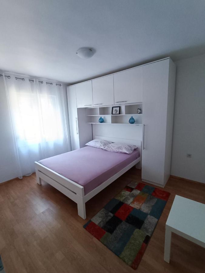 Apartmani Biba Novi Vinodolski Bagian luar foto